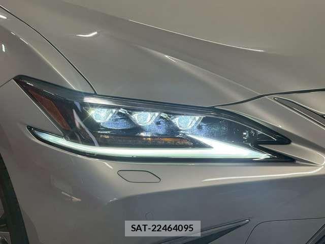 Lexus ES 2019-05 6716499-15