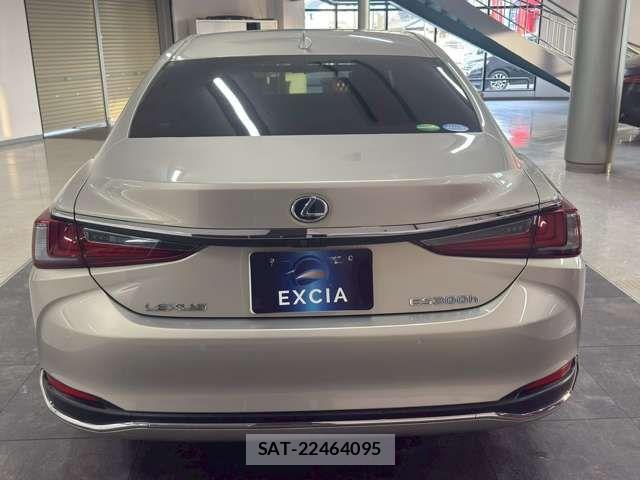 Lexus ES 2019-05 6716499-5