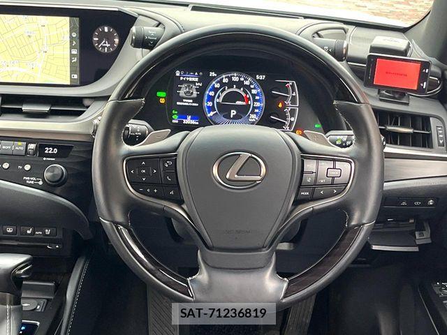 Lexus ES 2019-01 6716498-10