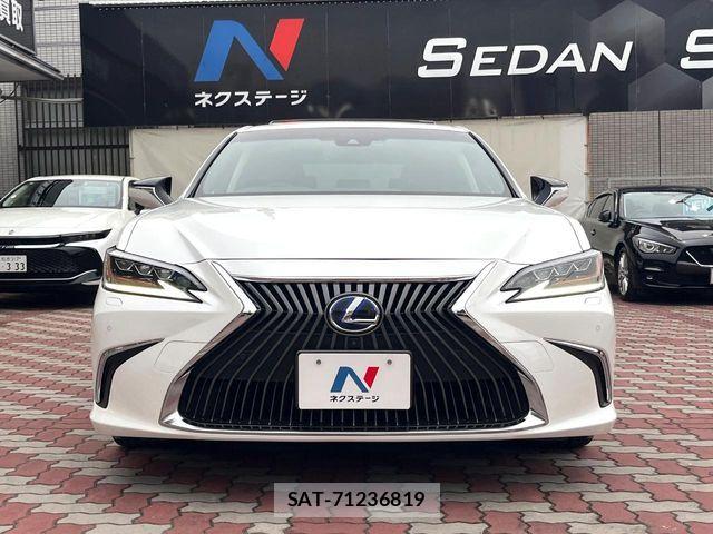 Lexus ES 2019-01 6716498-12