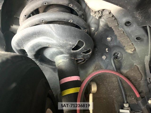 Lexus ES 2019-01 6716498-18