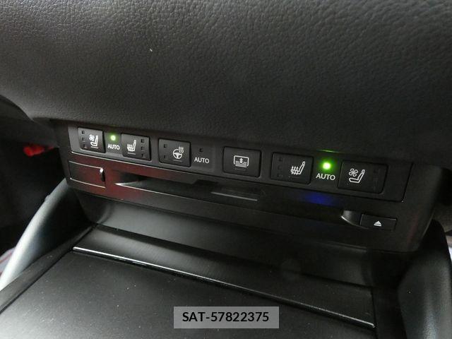 Lexus ES 2020-08 6752227-14