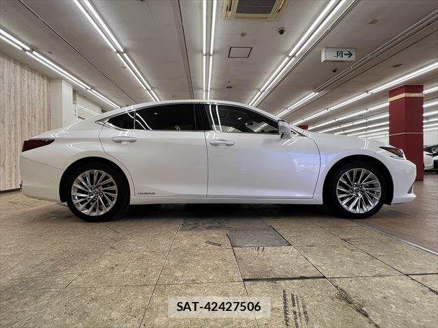 Lexus ES 2021-05 6815678-15