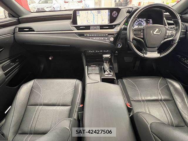 Lexus ES 2021-05 6815678-2
