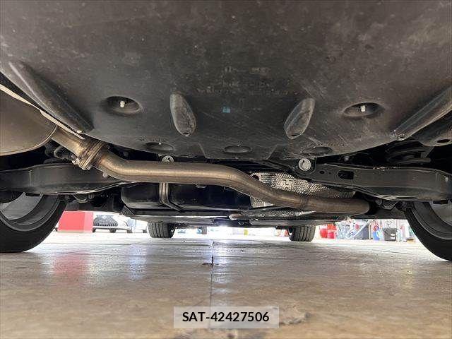 Lexus ES 2021-05 6815678-29