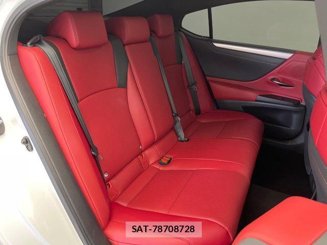 Lexus ES 2021-05 6815675-12