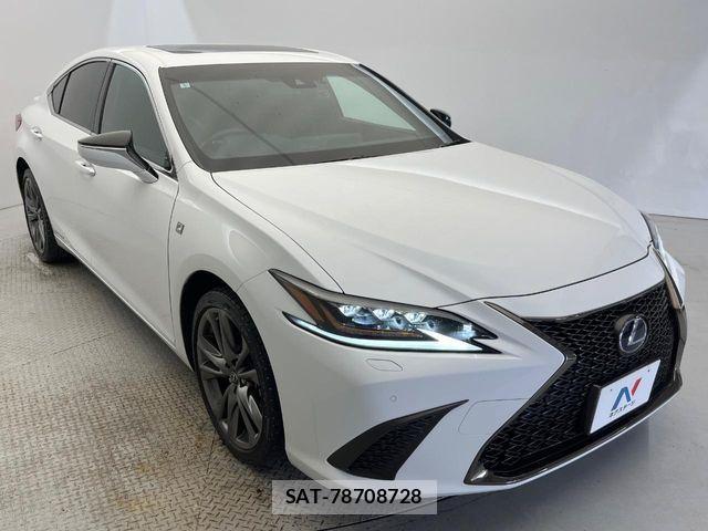 Lexus ES 2021-05 6815675-15