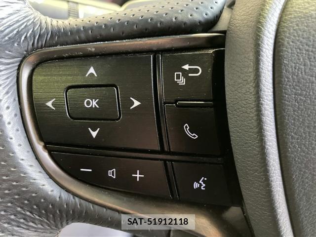 Lexus ES 2019-03 6907646-14