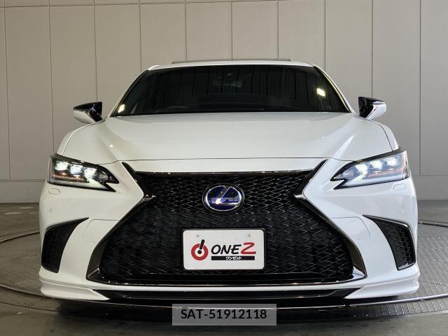 Lexus ES 2019-03 6907646-24