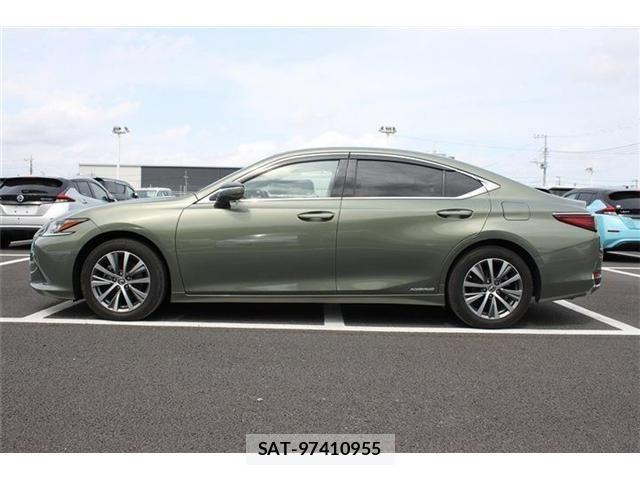 Lexus ES 2019-02 6994980-14