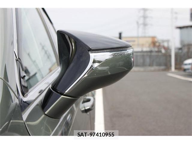 Lexus ES 2019-02 6994980-22