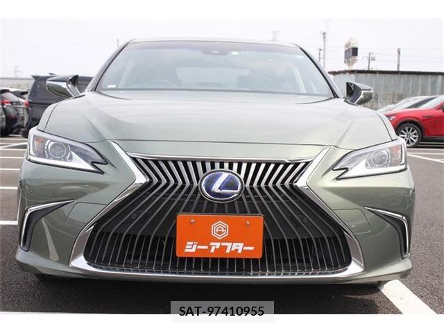 Lexus ES 2019-02 6994980-8
