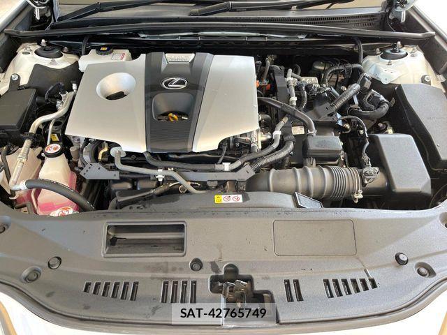 Lexus ES 2019-11 7020756-17