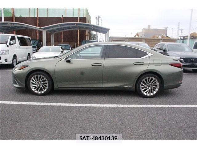 Lexus ES 2018-10 7059232-10