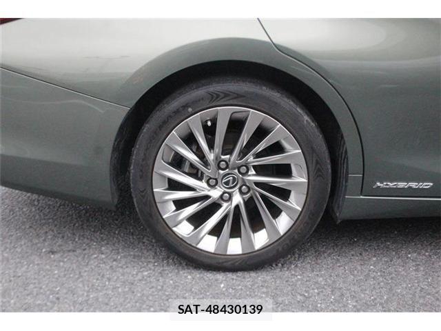 Lexus ES 2018-10 7059232-16
