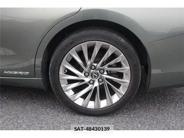 Lexus ES 2018-10 7059232-17
