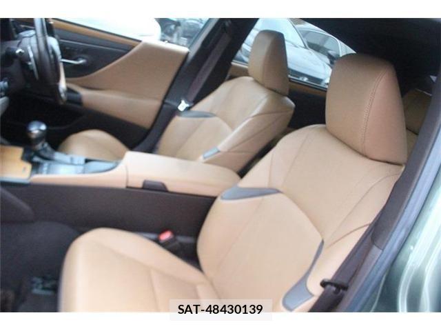 Lexus ES 2018-10 7059232-26