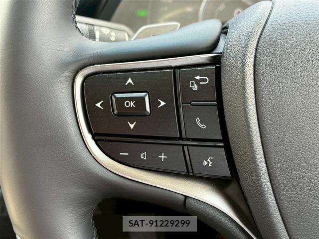Lexus ES 2025-04 7059227-17