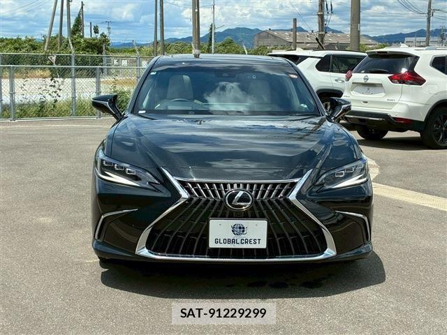 Lexus ES 2025-04 7059227-3