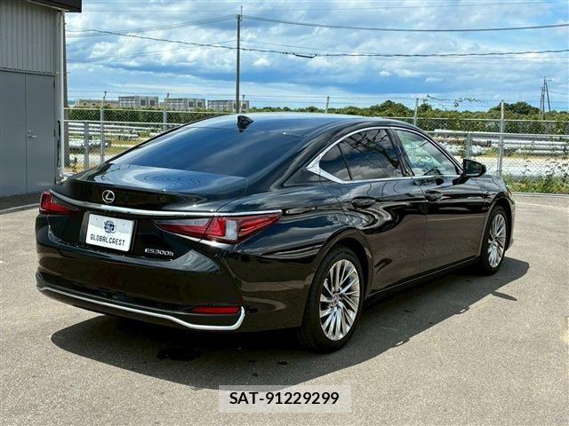 Lexus ES 2025-04 7059227-5