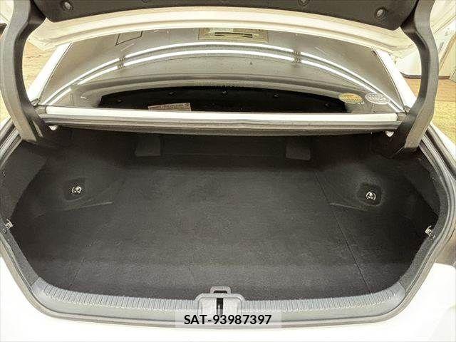 Lexus ES 2021-02 7059233-9