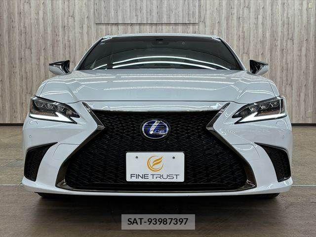 Lexus ES 2021-02 7059233-13