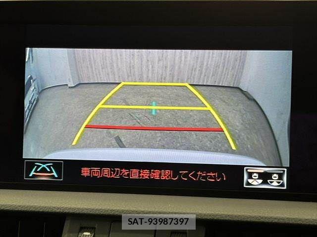 Lexus ES 2021-02 7059233-6