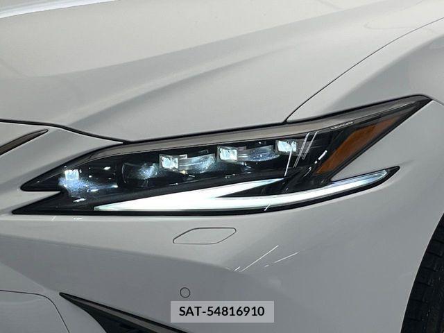 Lexus ES 2022-01 7220875-11