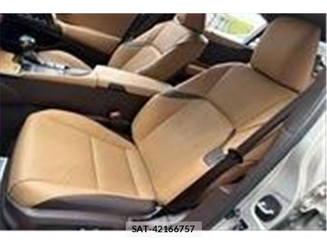 Lexus ES 2019-07 7220874-17