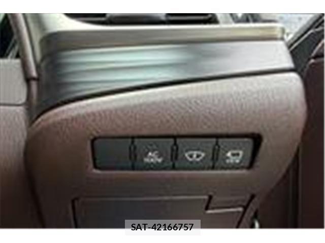 Lexus ES 2019-07 7220874-27