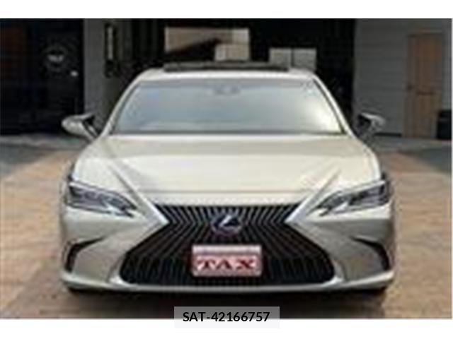Lexus ES 2019-07 7220874-2