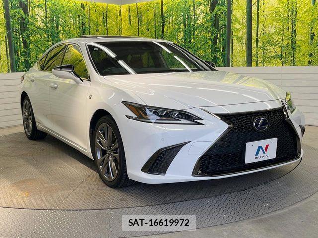 Lexus ES 2019-11 7220873-15