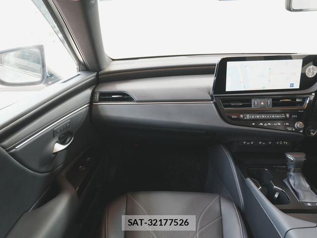 Lexus ES 2023-02 7220880-13