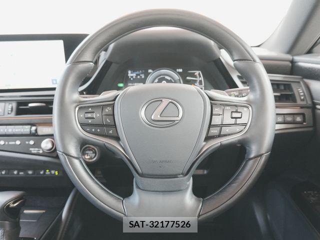 Lexus ES 2023-02 7220880-14