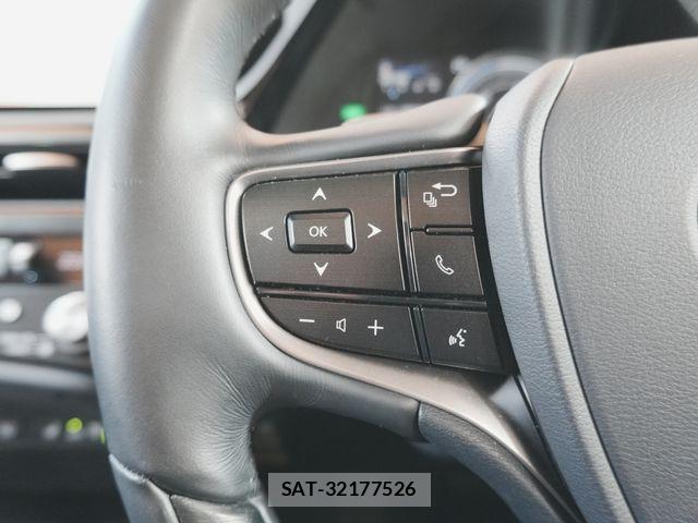 Lexus ES 2023-02 7220880-15