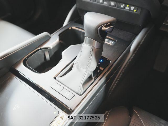 Lexus ES 2023-02 7220880-23