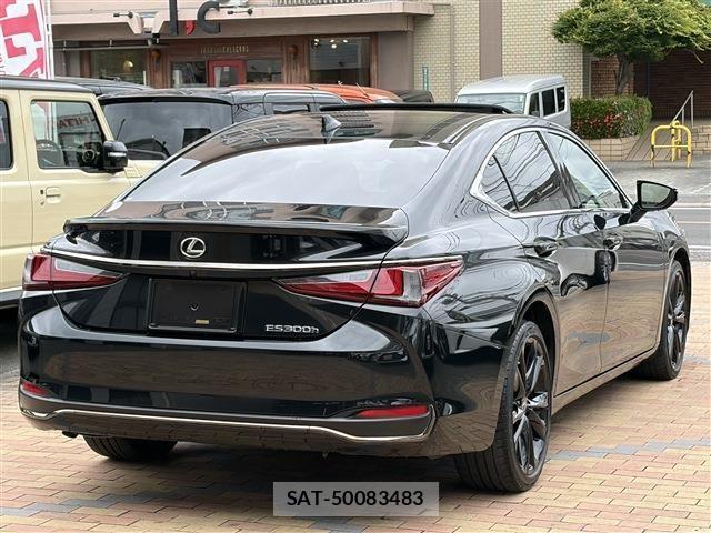 Lexus ES 2023-03 7220883-3