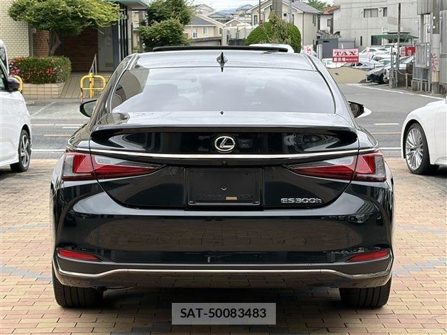 Lexus ES 2023-03 7220883-5