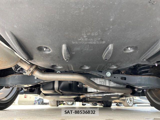 Lexus ES 2019-10 7220872-18