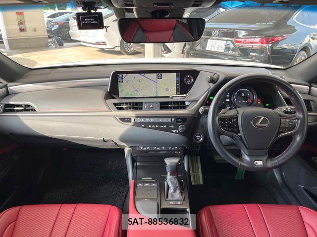 Lexus ES 2019-10 7220872-1