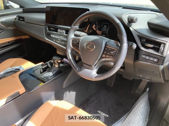 Lexus ES 2024-04 7220882-11