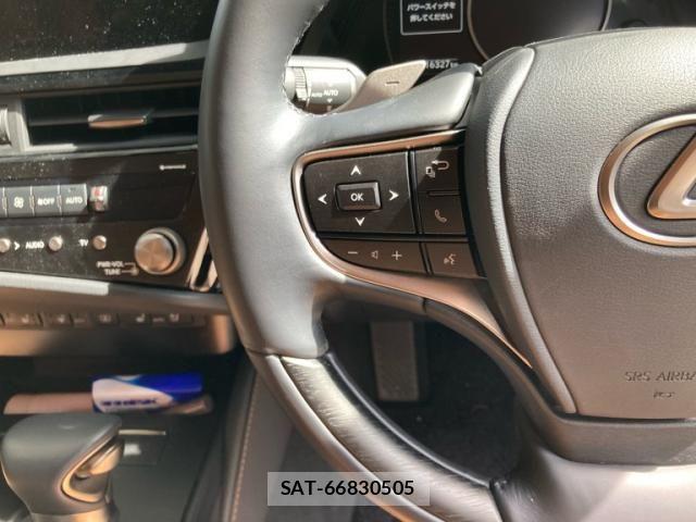 Lexus ES 2024-04 7220882-18