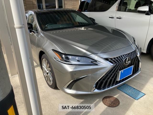 Lexus ES 2024-04 7220882-1