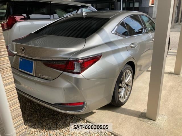 Lexus ES 2024-04 7220882-2