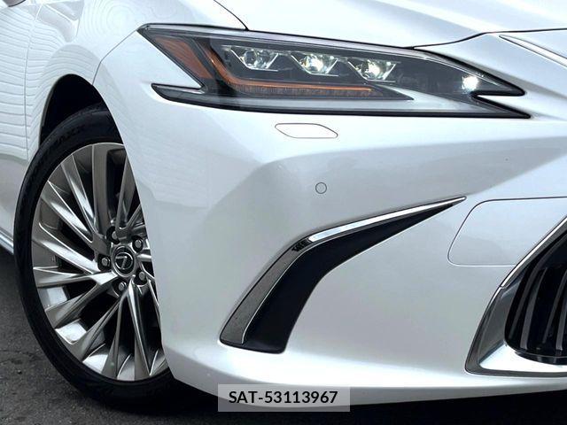 Lexus ES 2020-01 7220877-11