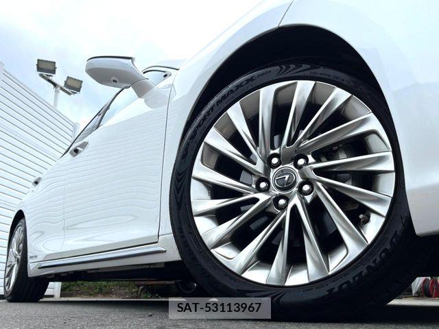 Lexus ES 2020-01 7220877-12