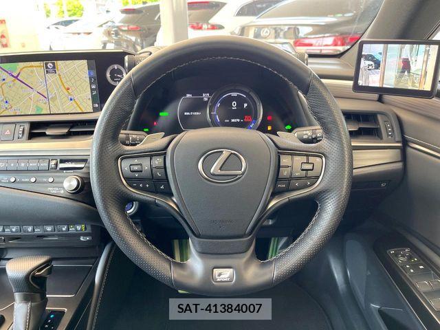 Lexus ES 2021-05 7220876-10