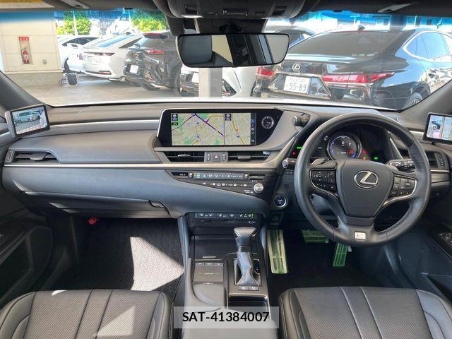Lexus ES 2021-05 7220876-1