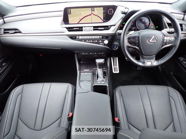 Lexus ES 2021-06 7220878-1