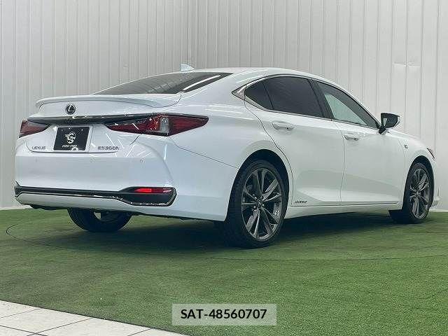 Lexus ES 2020-09 7251304-15